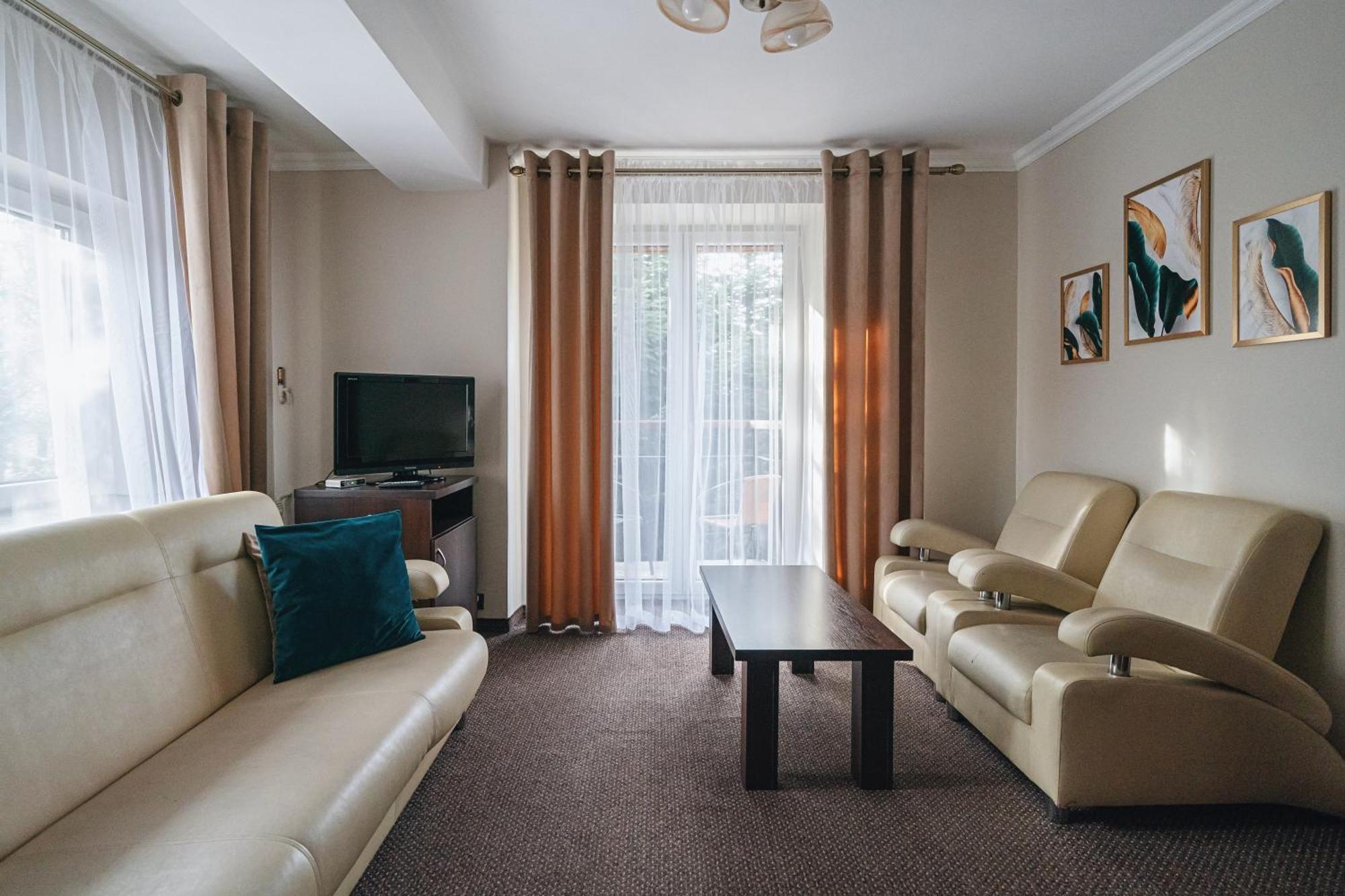 Ow Jaskolka Hotel ซาโกปาเน ภายนอก รูปภาพ